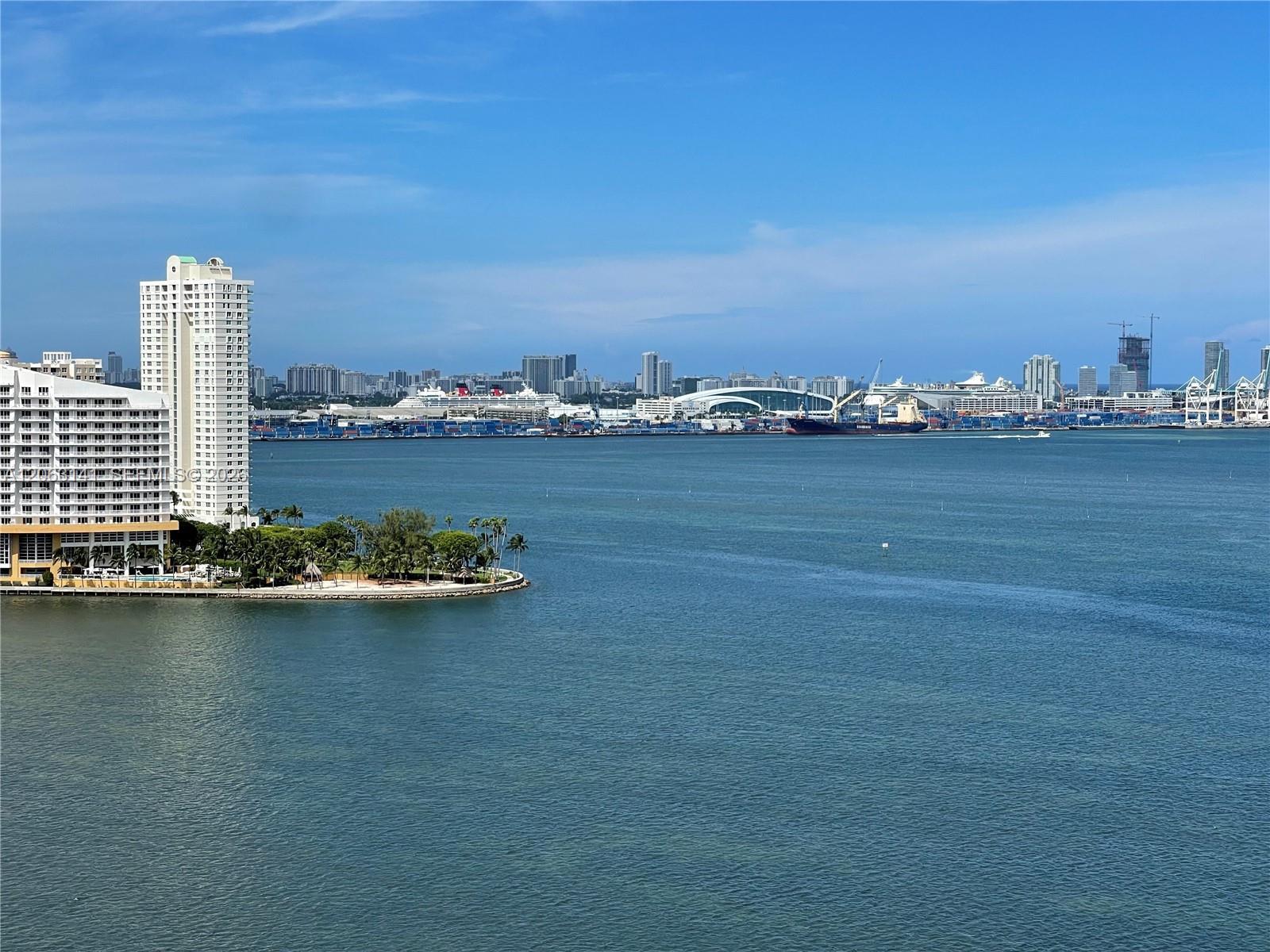 1300 Brickell Bay Dr # 2010, Miami FL 33131