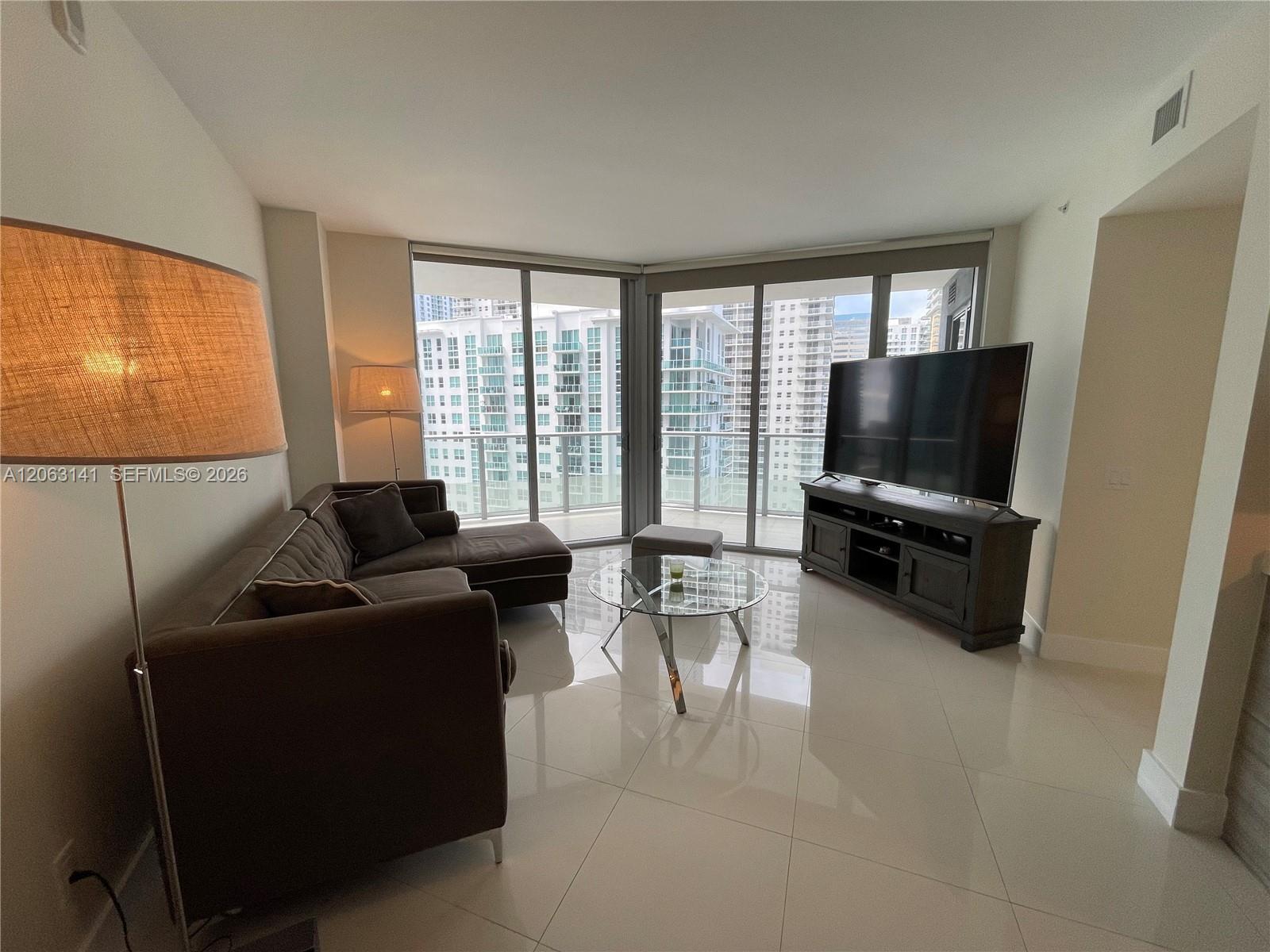 1300 Brickell Bay Dr # 2010, Miami FL 33131 photo 5