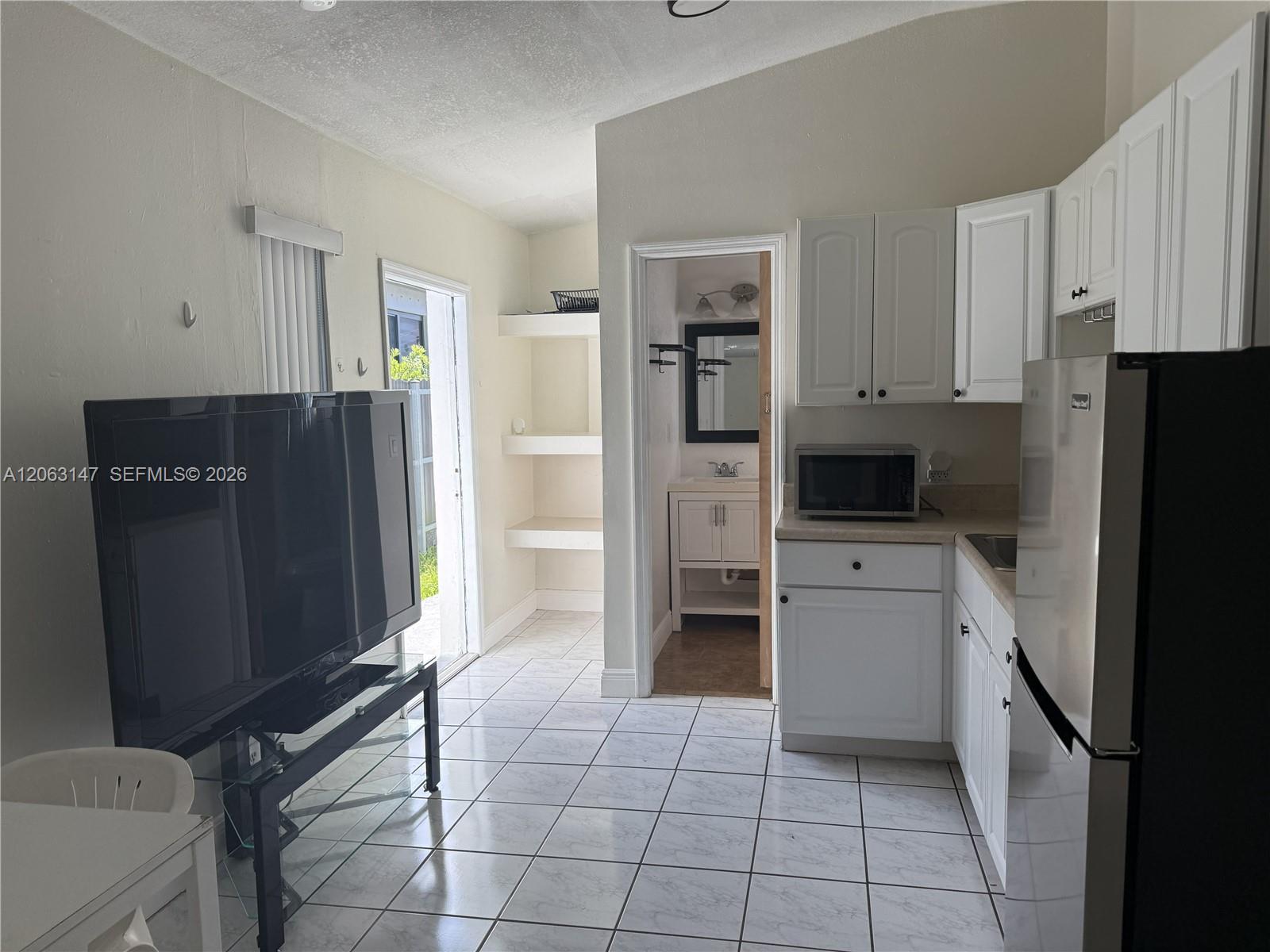3500 SW 87th Pl, Miami FL 33165 photo 2