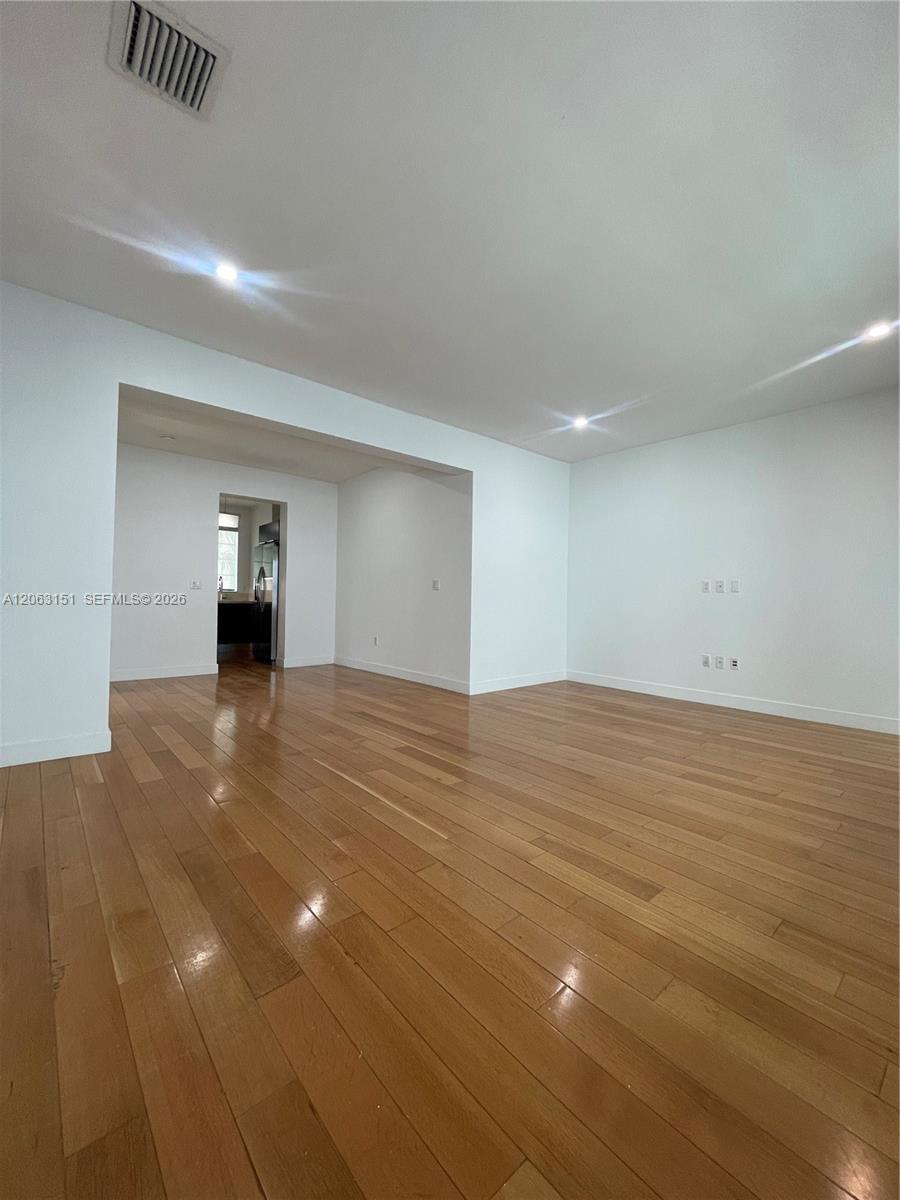 2021 Meridian Ave # 12, Miami Beach FL 33139 photo 3