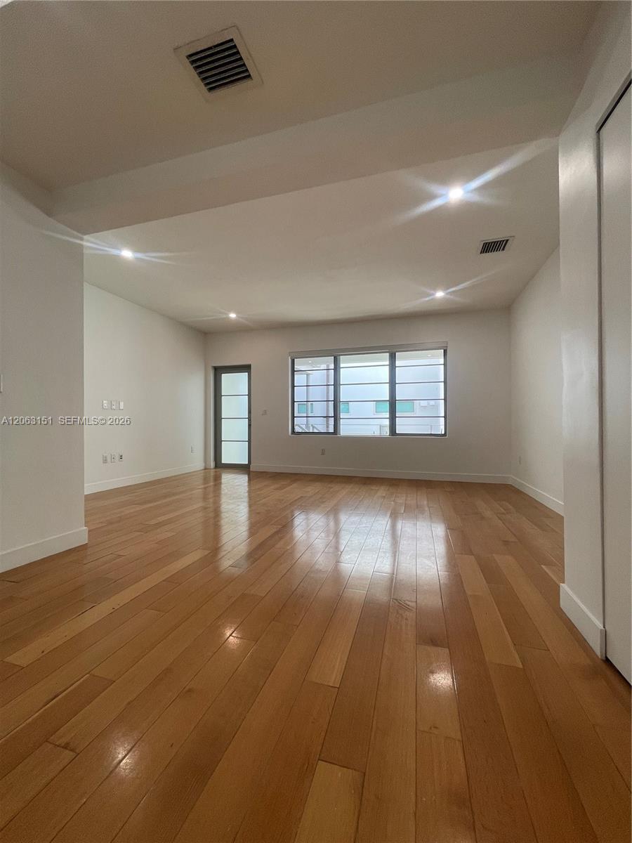 2021 Meridian Ave # 12, Miami Beach FL 33139 photo 4