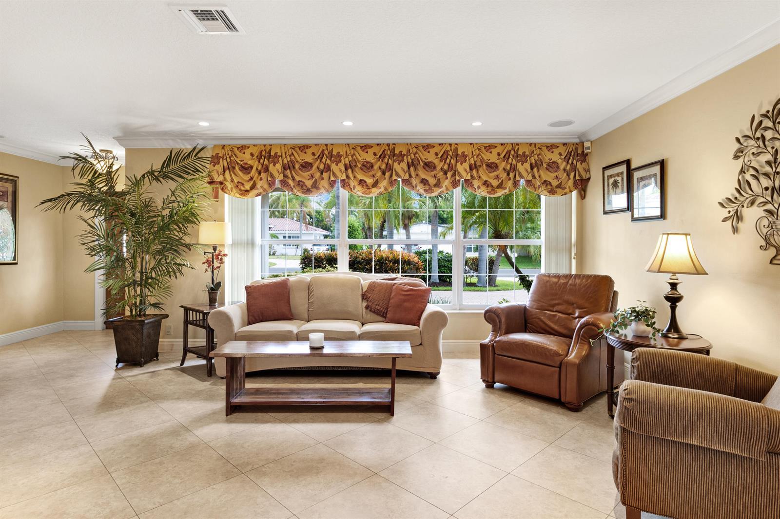 2700 NE 23RD Street, Pompano Beach FL 33062 photo 5