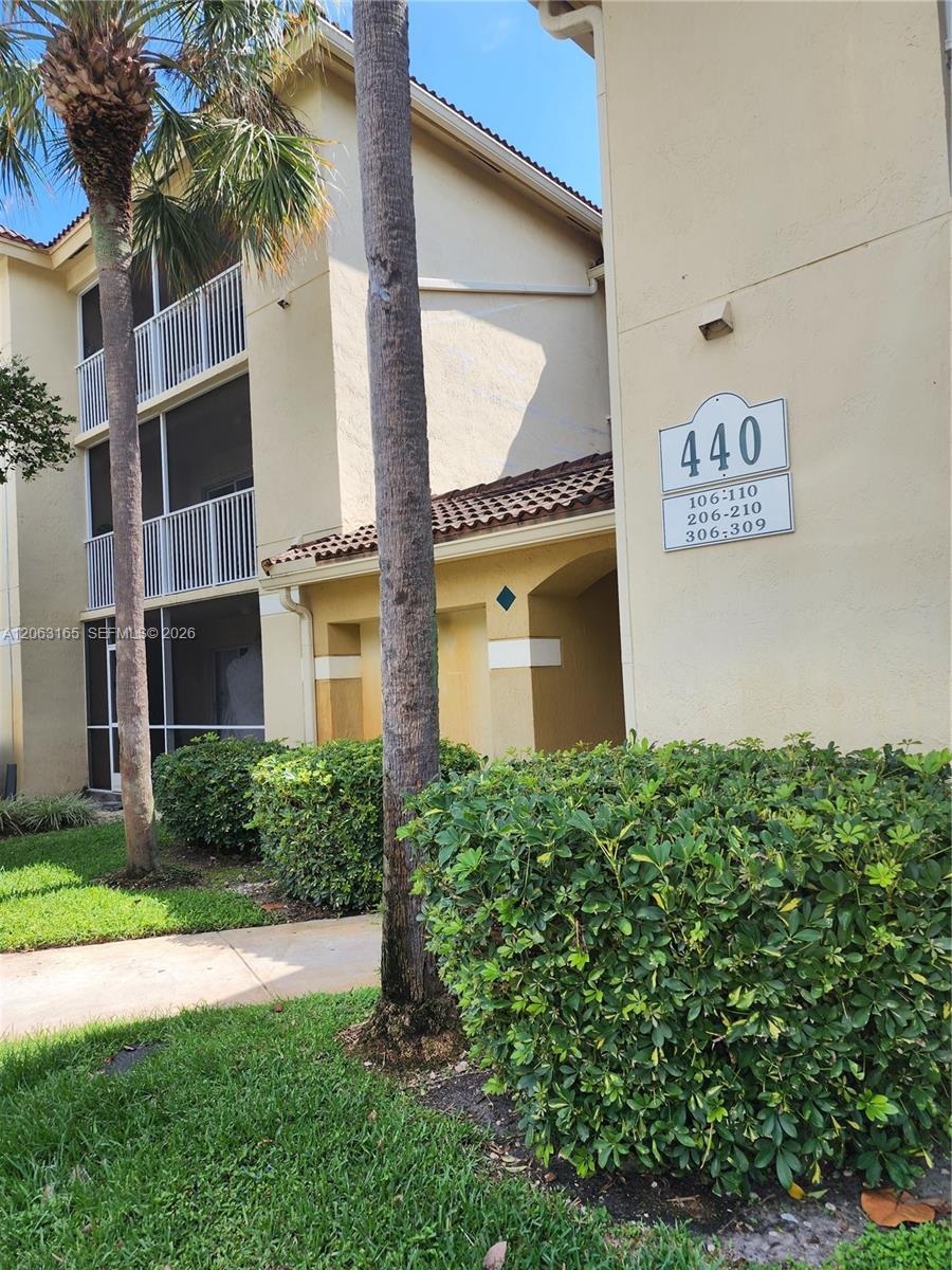 440 S Park Rd # 206, Hollywood FL 33021