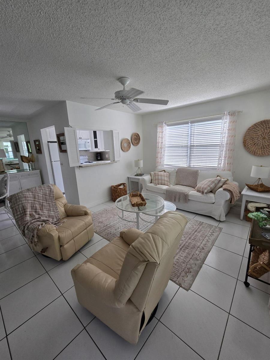 477 TILFORD V # 477, Deerfield Beach FL 33442 photo 2
