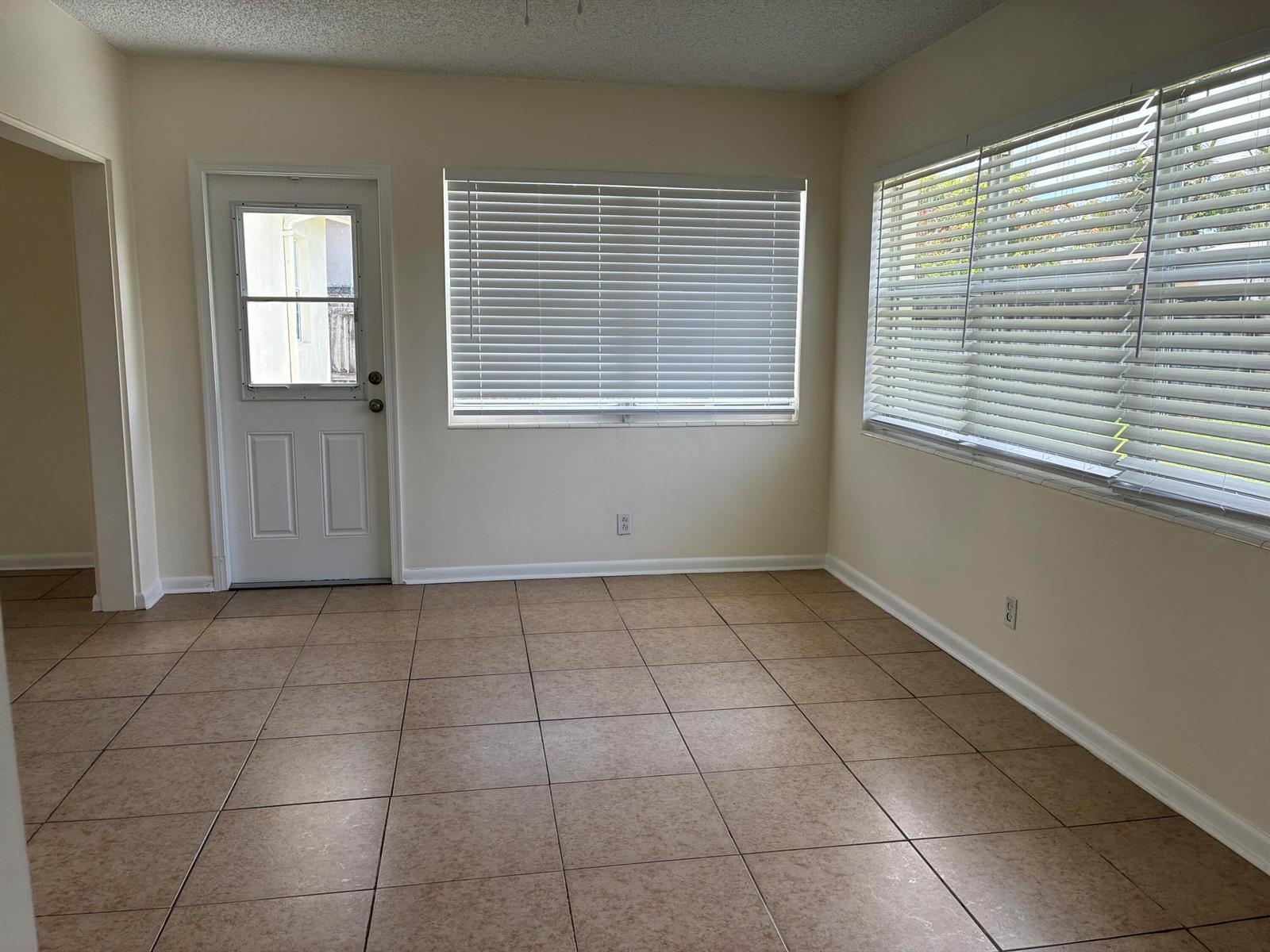 1142 GARNETT Street, Lantana FL 33462 photo 5