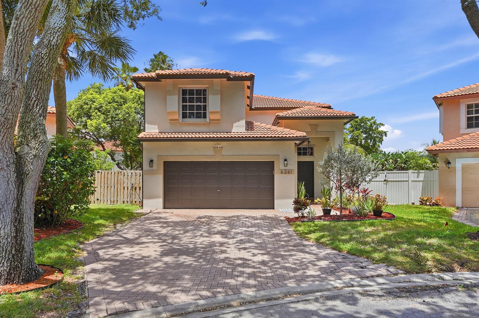 6261 NW 38TH Drive, Coral Springs FL 33067 photo 3