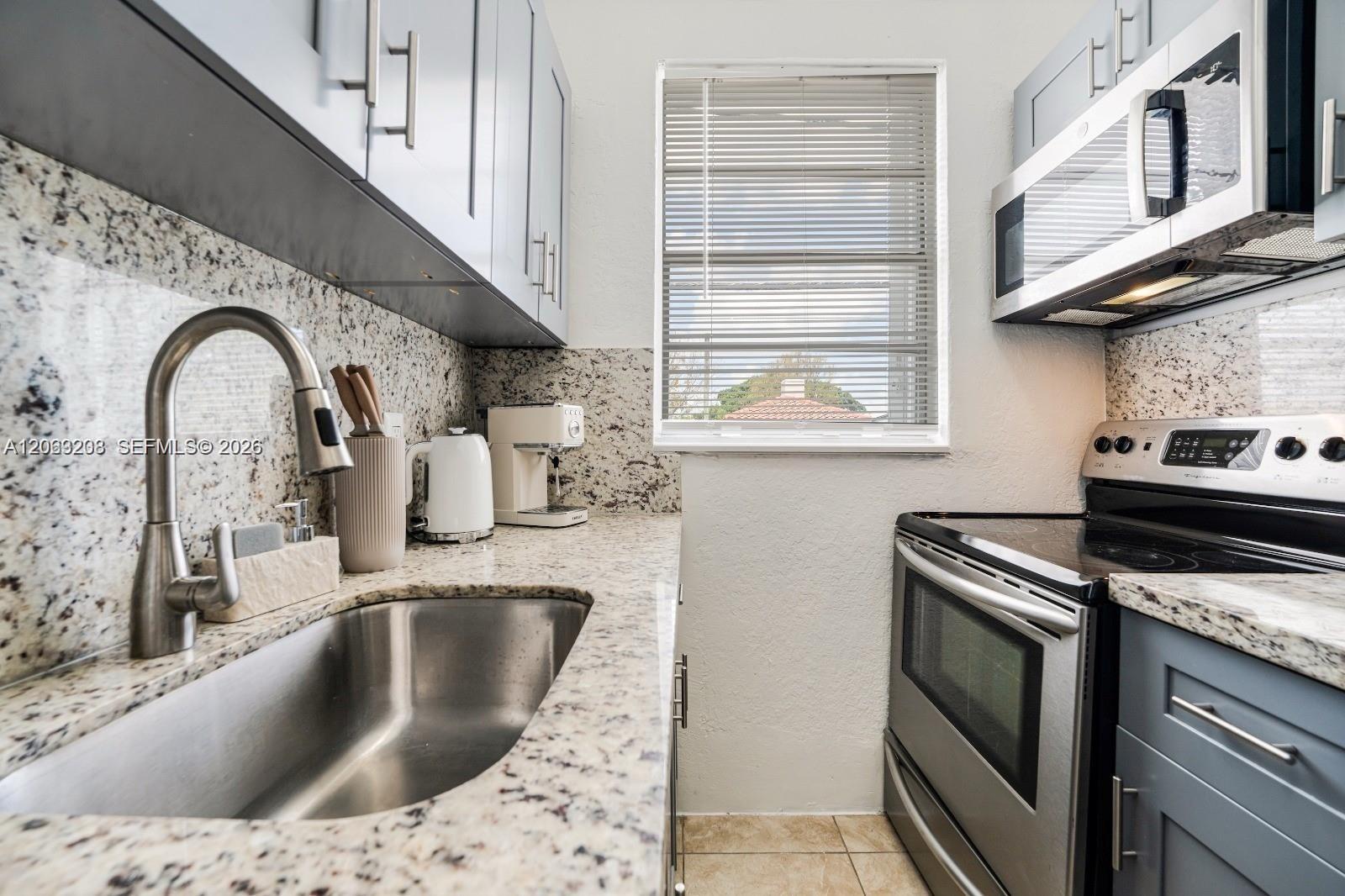 301 SW 10th Ave # 7, Miami FL 33130 photo 5