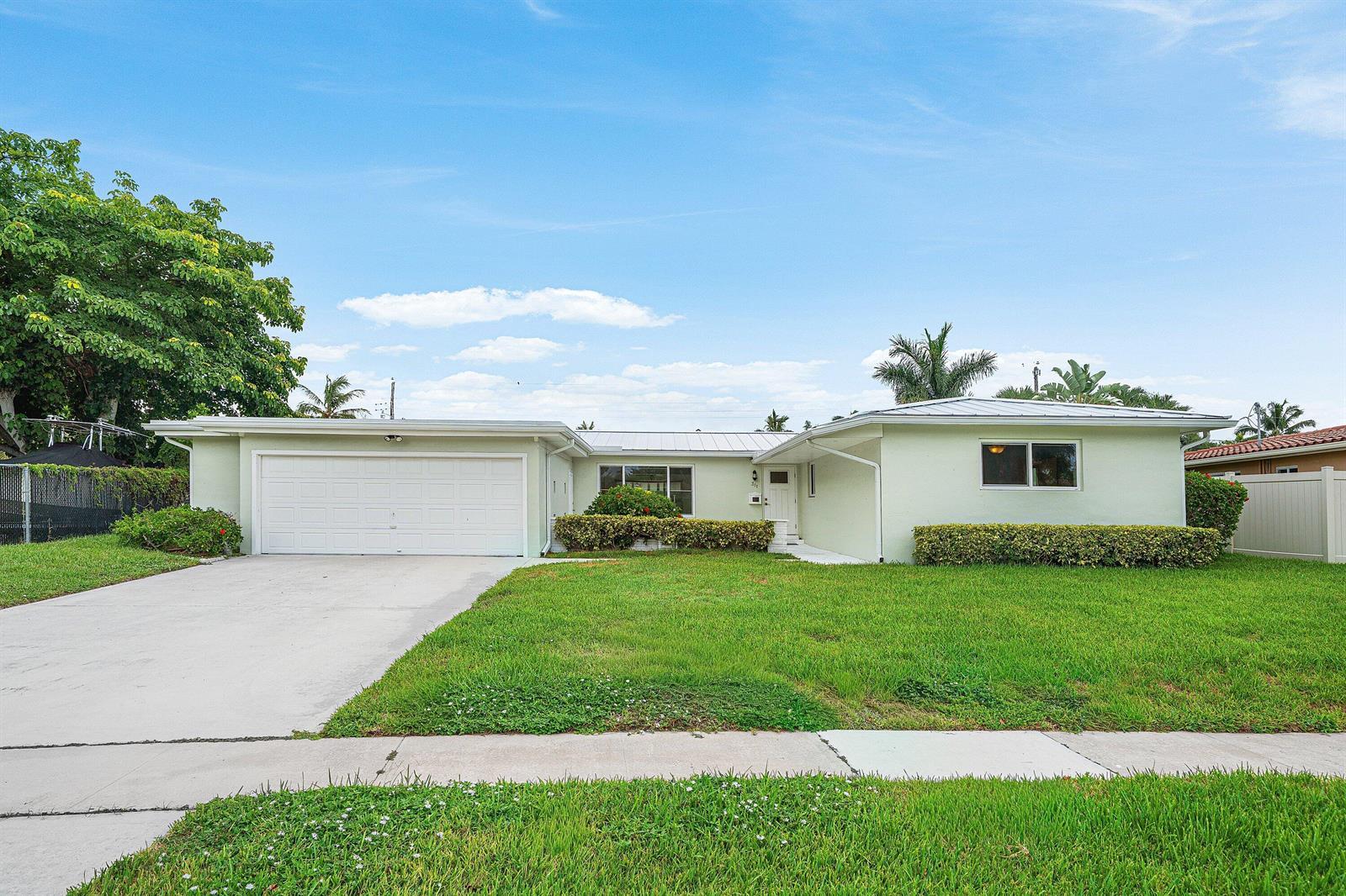 311 NE 23RD Way, Boca Raton FL 33431