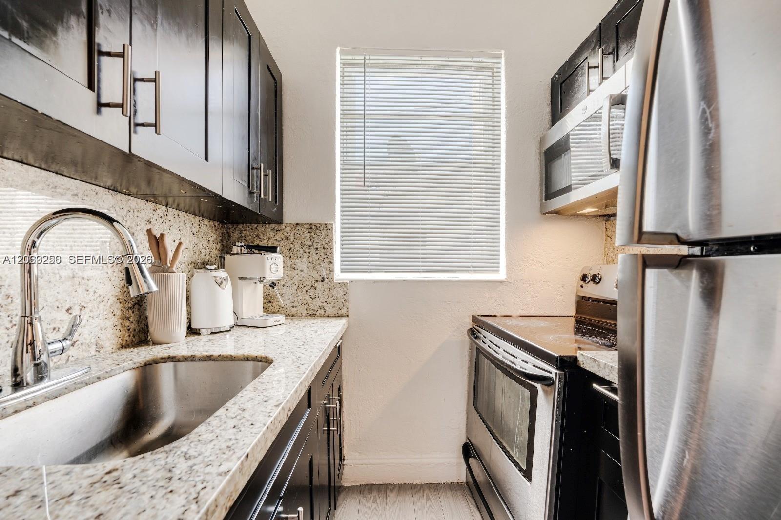301 SW 10th Ave # 2, Miami FL 33130 photo 4