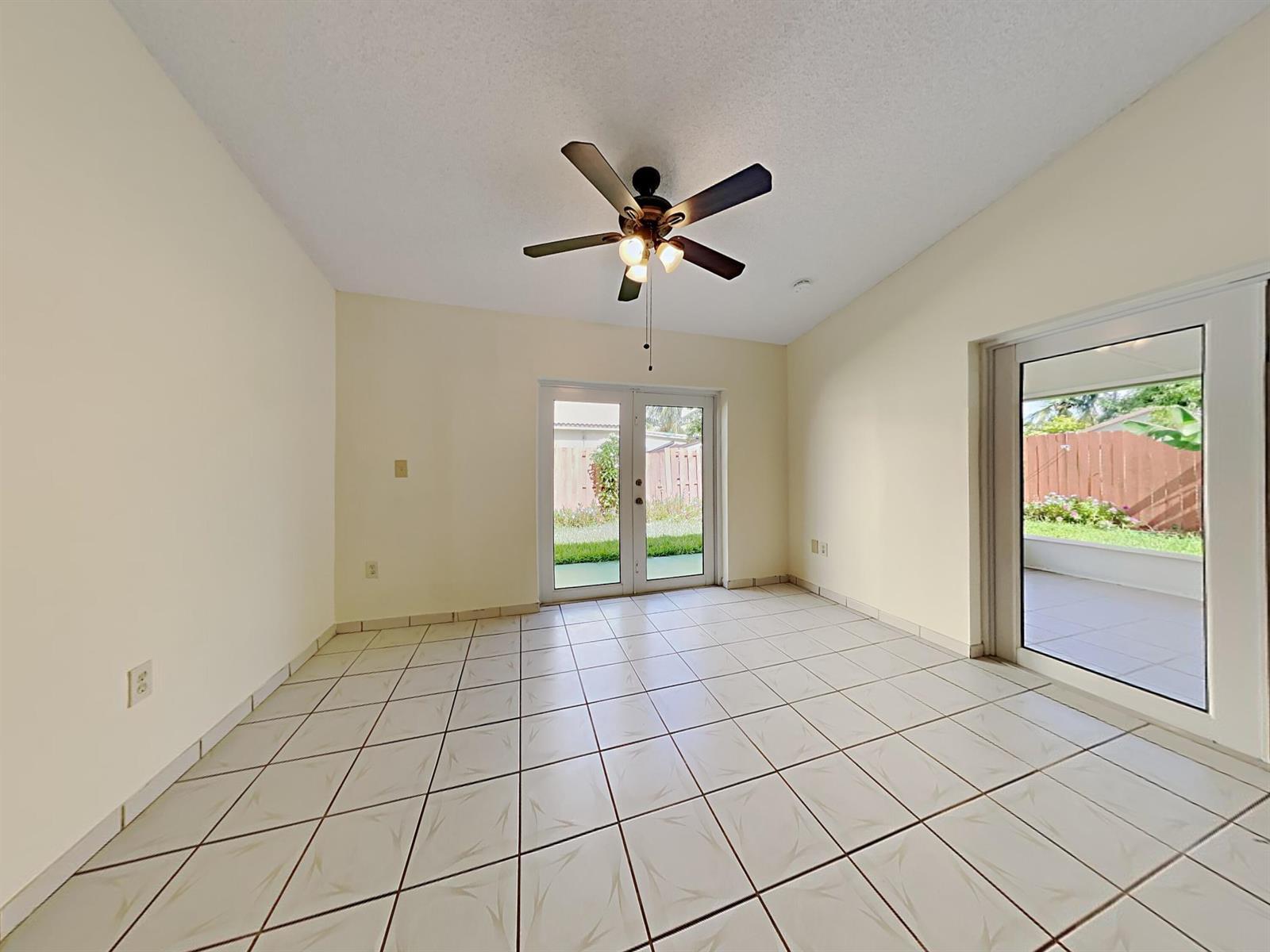 27905 SW 132ND Place, Homestead FL 33032 photo 5