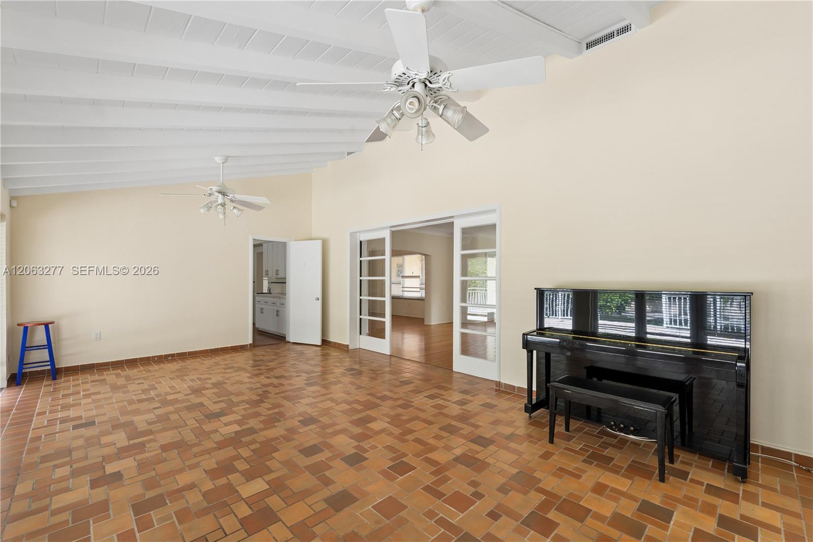 2514 E Granada Blvd, Coral Gables FL 33134 photo 3