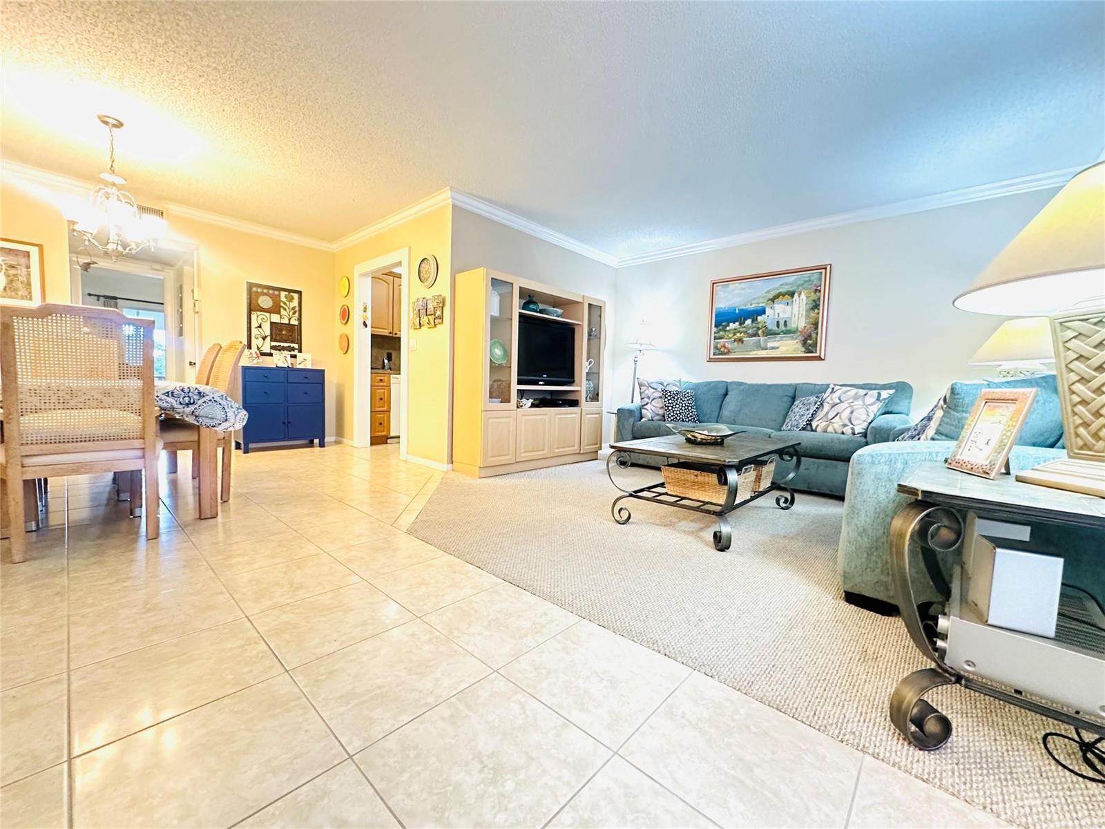 2007 Islewood D, Deerfield Beach FL 33442 photo 2