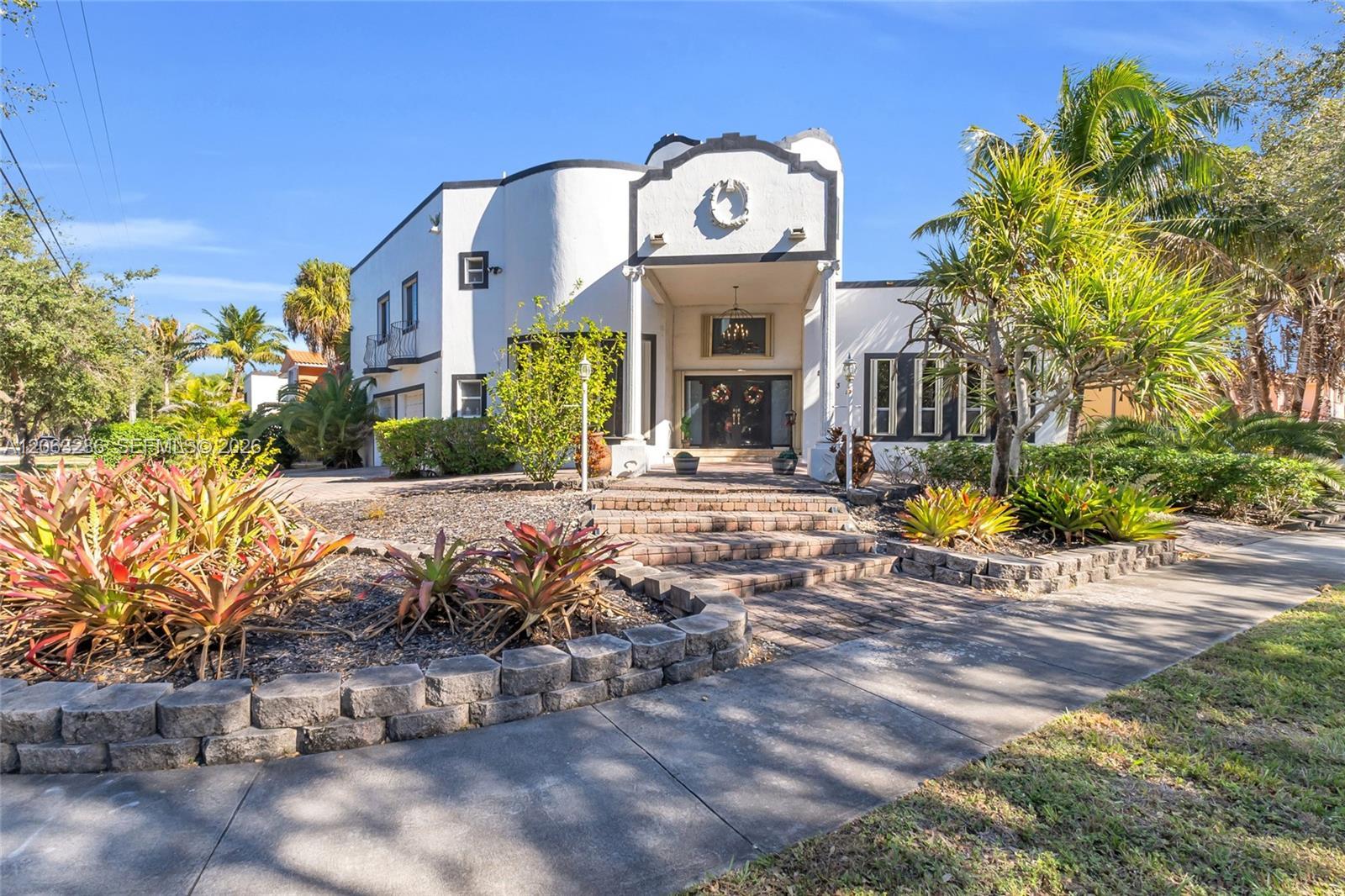8135 NW 164th Ter # 8135, Miami Lakes FL 33016 photo 4