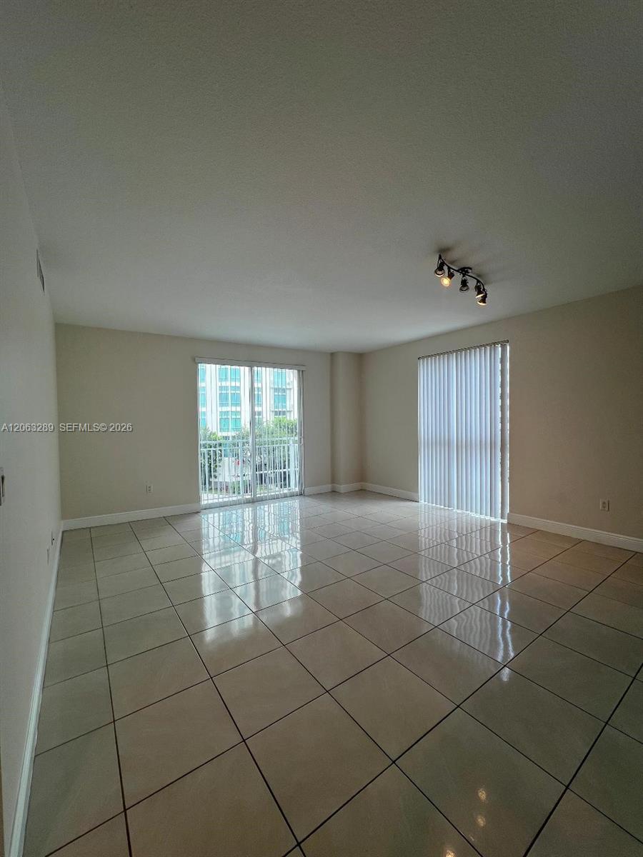 7275 SW 90th Way # 312, Miami FL 33156 photo 2