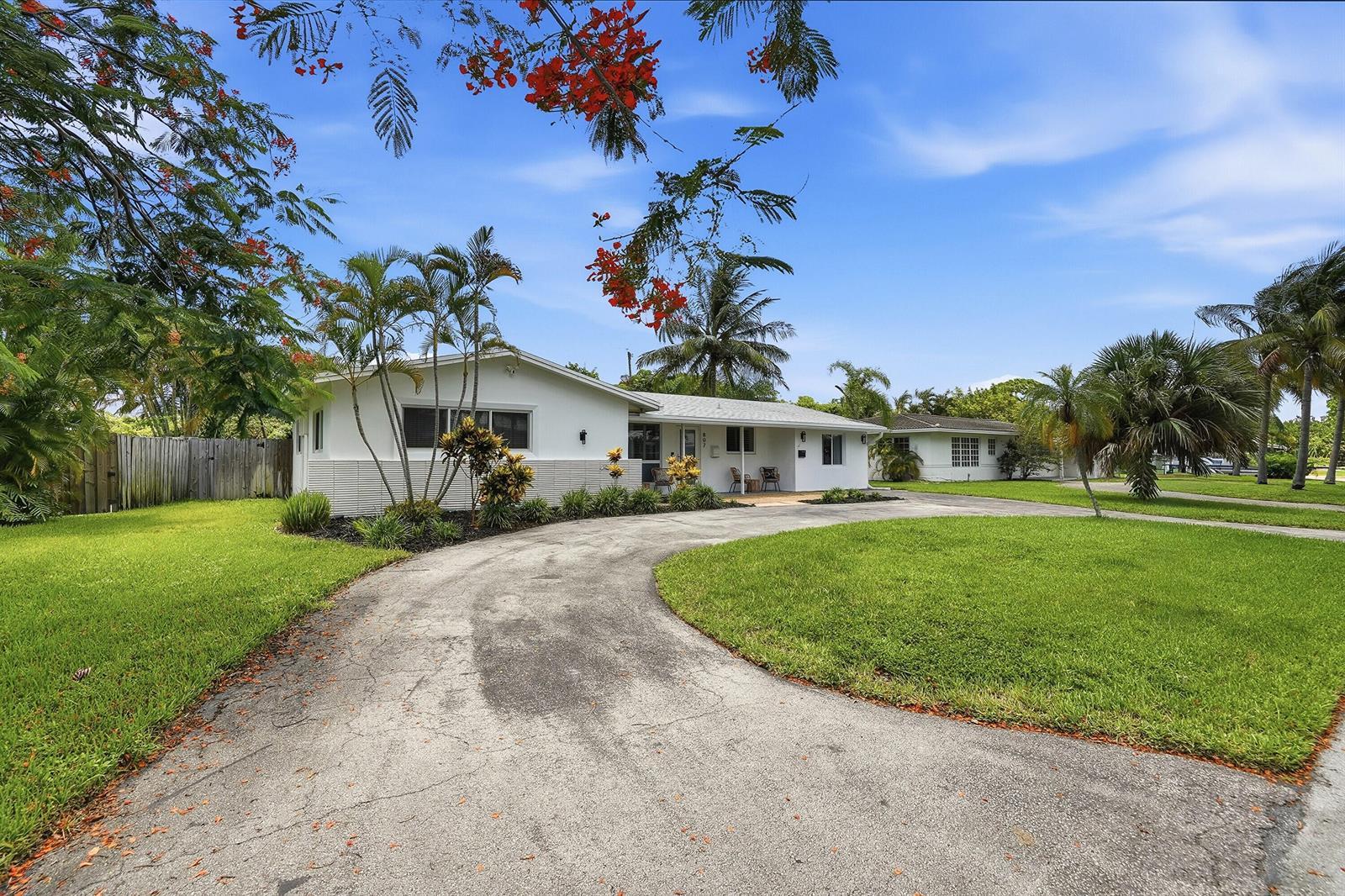 807 SE 9 Terrace, FL 33441 photo 5