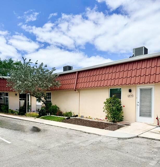 351 Covered Bridge Boulevard # B, Lake Worth FL 33467 photo 2