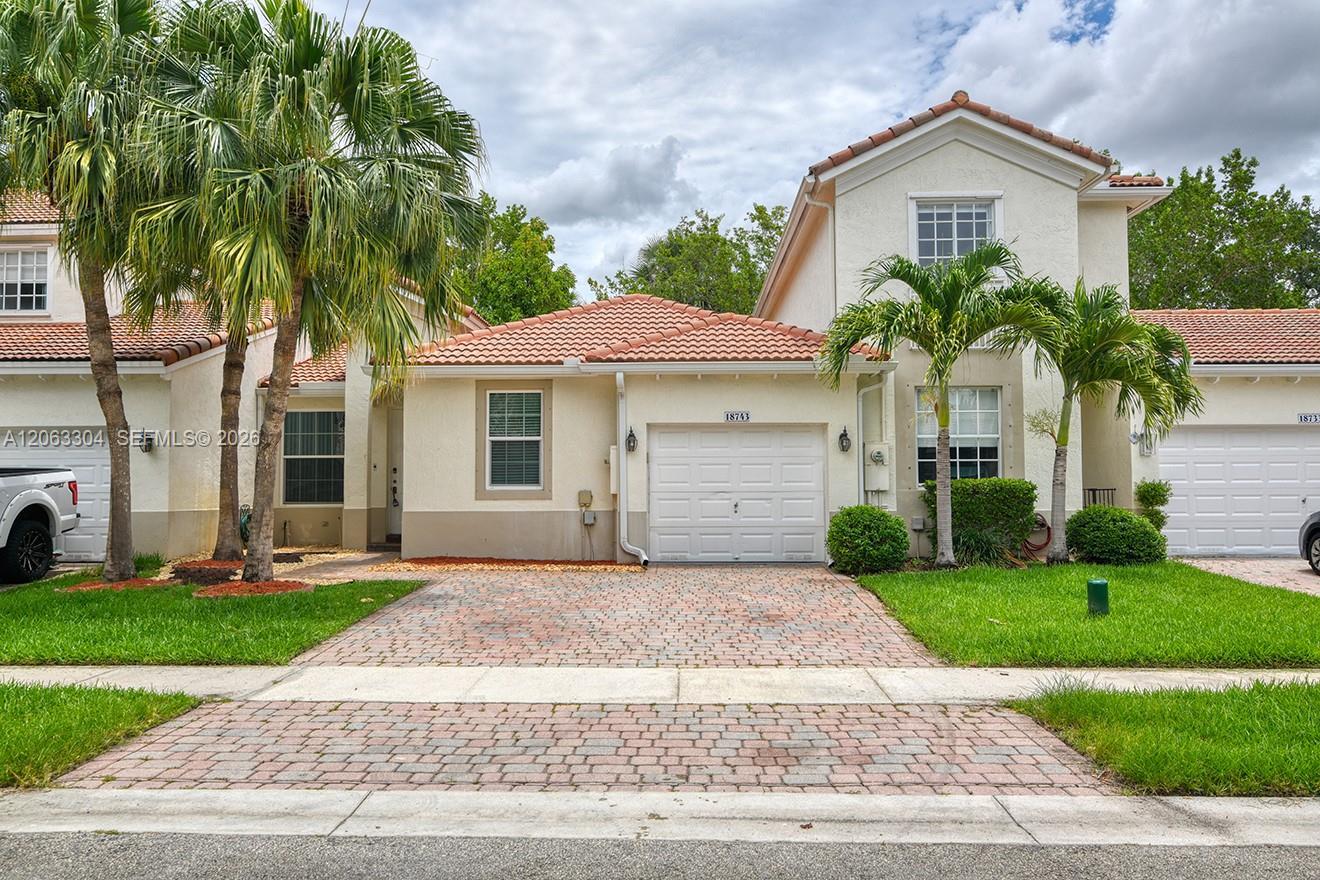 18743 SW 27th St, Miramar FL 33029 photo 2