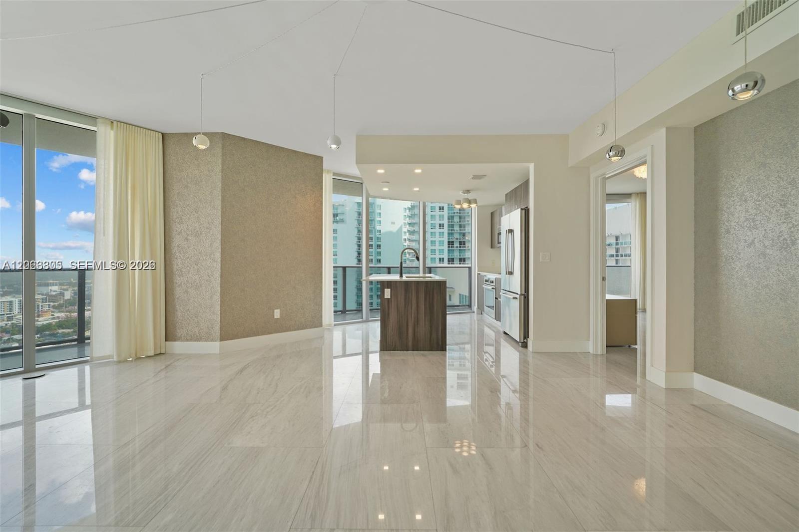 488 NE 18th St # 3701, Miami FL 33132 photo 2