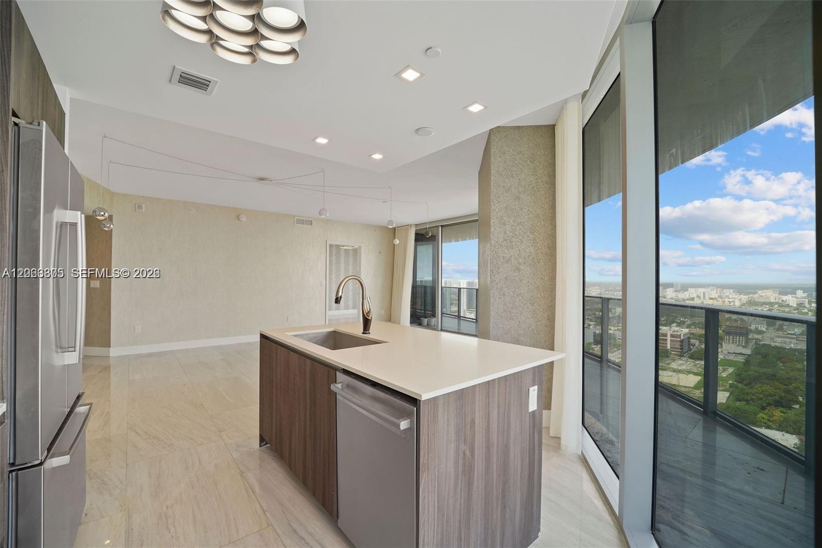 488 NE 18th St # 3701, Miami FL 33132 photo 5