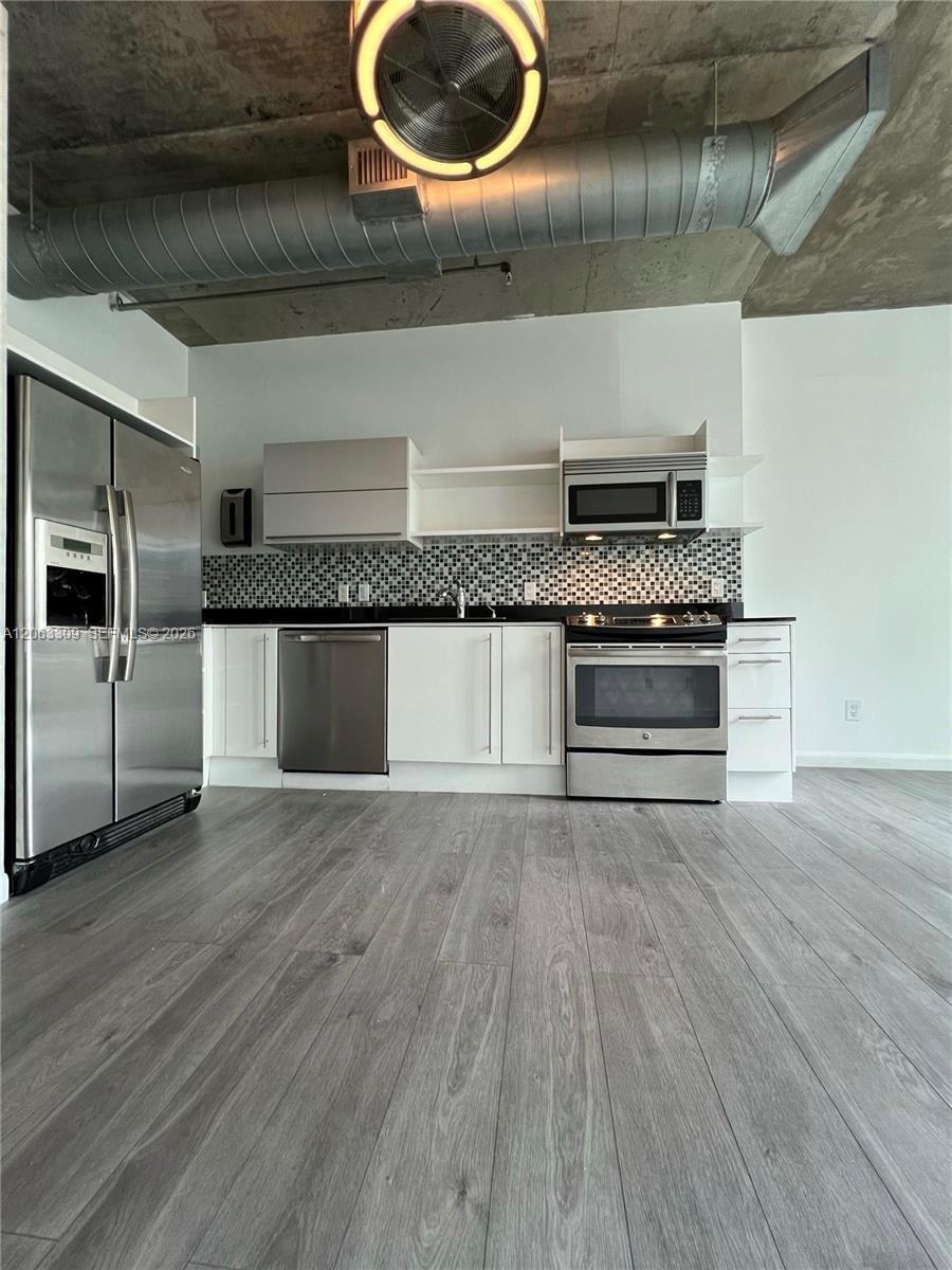 690 SW 1st Ct # 1210, Miami FL 33130 photo 3