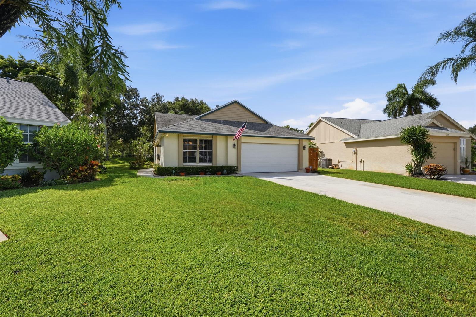 19 MISTY MEADOW Drive, Boynton Beach FL 33436 photo 4
