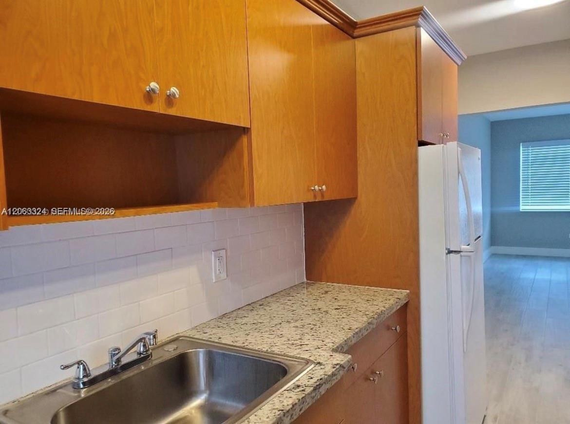 8035 Byron Ave # 2, Miami Beach FL 33141 photo 2