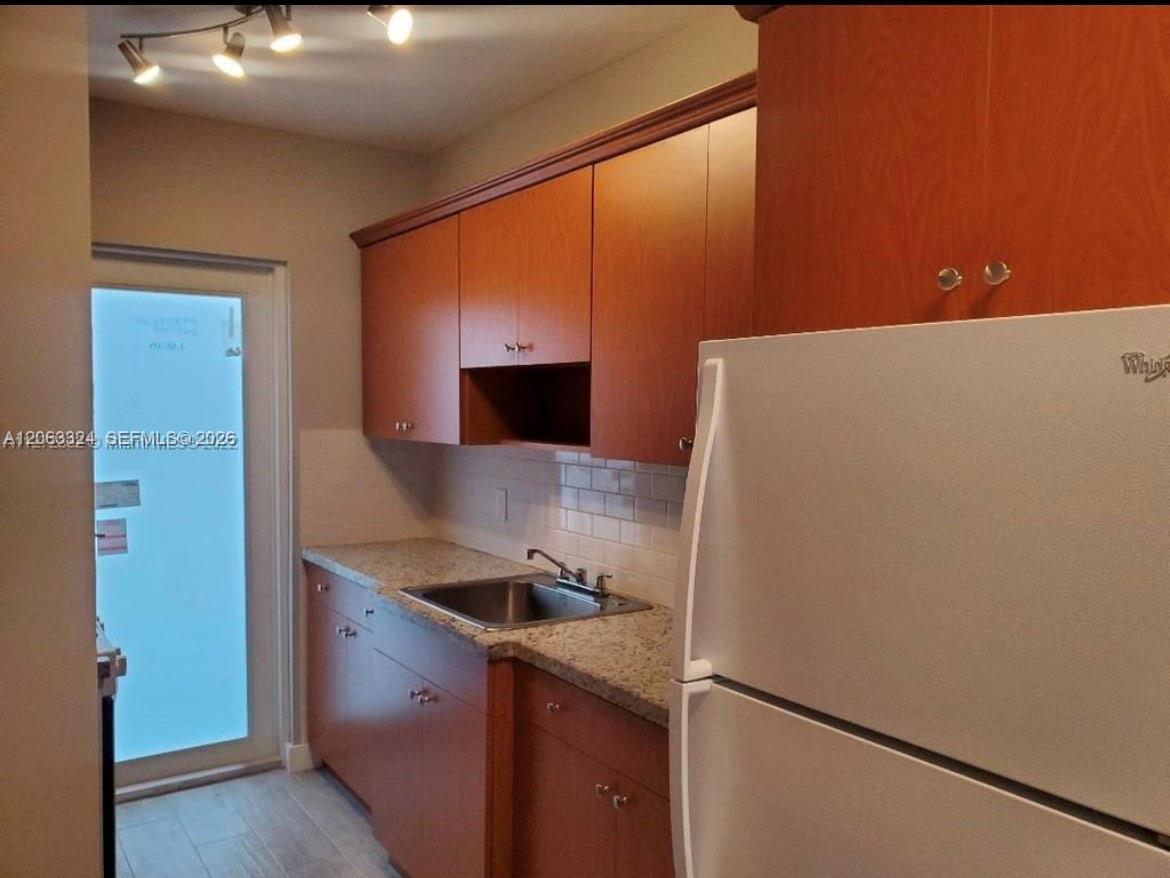 8035 Byron Ave # 2, Miami Beach FL 33141 photo 3