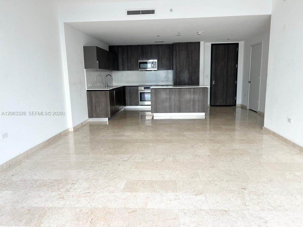 68 SE 6th St # 3810, Miami FL 33131 photo 4