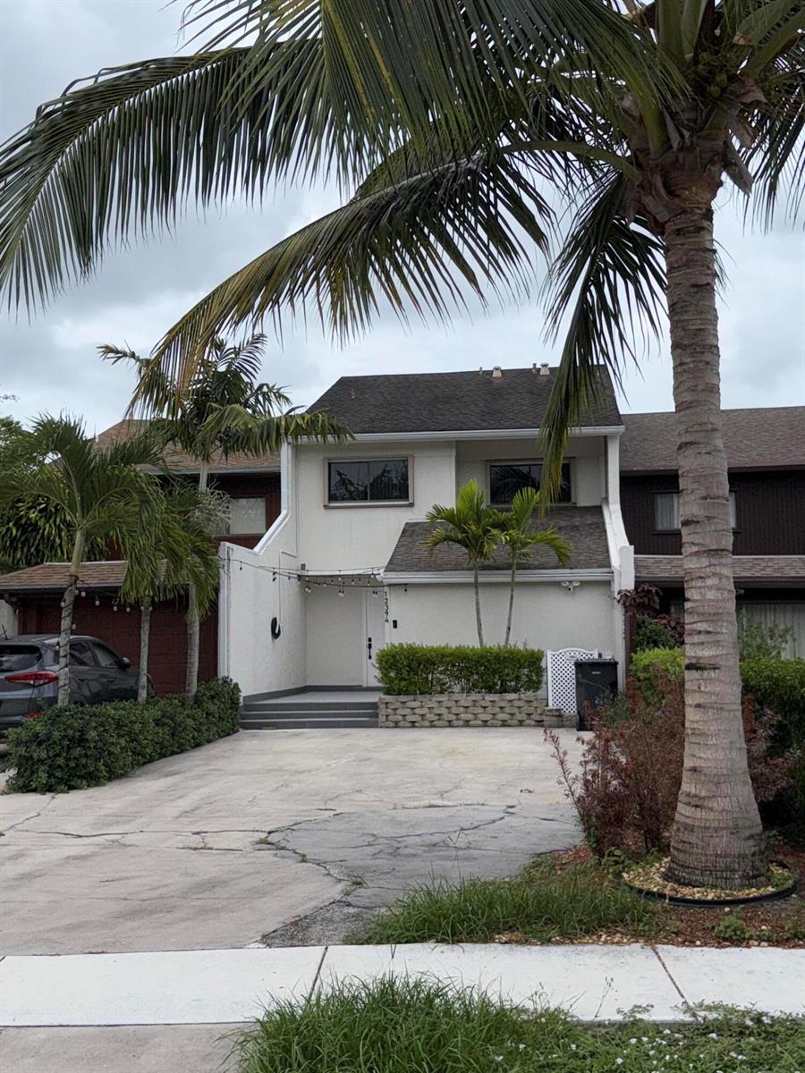 12394 Westhampton Circle, Wellington FL 33414 photo 4