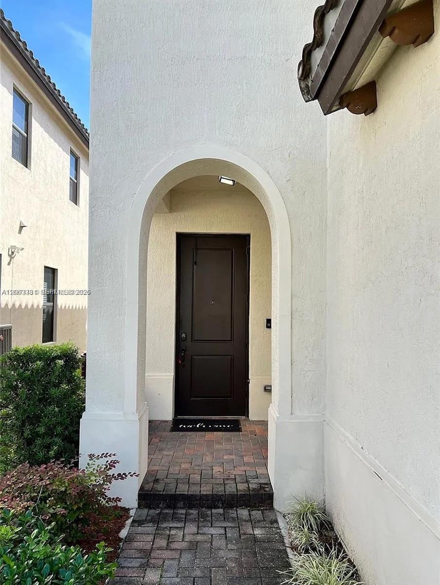 3214 W 97th St # 3214, Hialeah FL 33018 photo 2