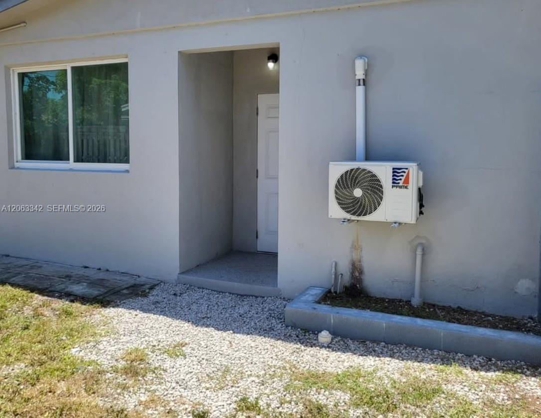 3700 NE 13th Ter # 1, Pompano Beach FL 33064 photo 2