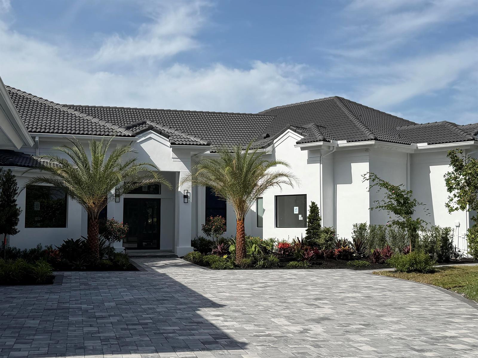 2525 Seminole Circle, West Palm Beach FL 33409 photo 3