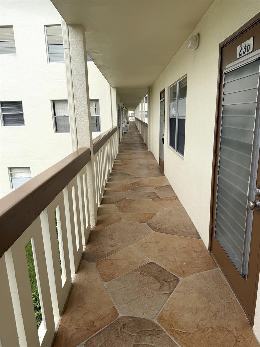 229 Mansfield F, Boca Raton FL 33434 photo 3