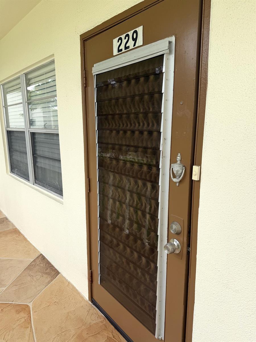 229 Mansfield F, Boca Raton FL 33434 photo 4