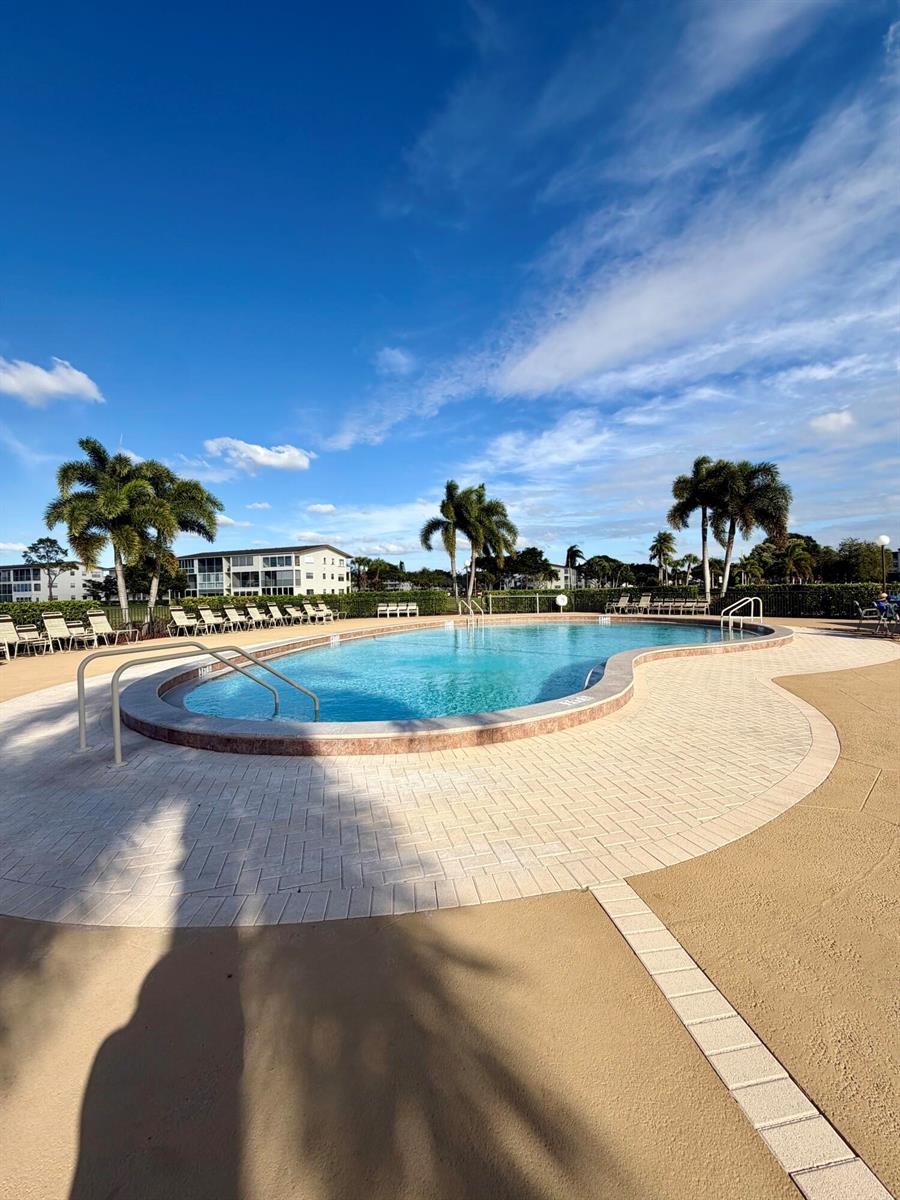 132 Preston Way # 132, Boca Raton FL 33434 photo 2