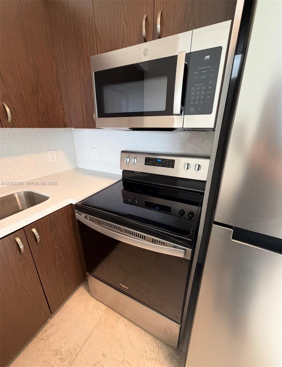 551 NE 62nd St # 14, Miami FL 33138 photo 5