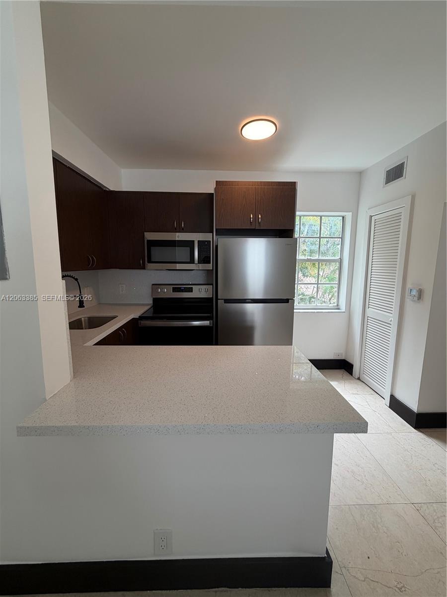 551 NE 62nd St # 14, Miami FL 33138 photo 4