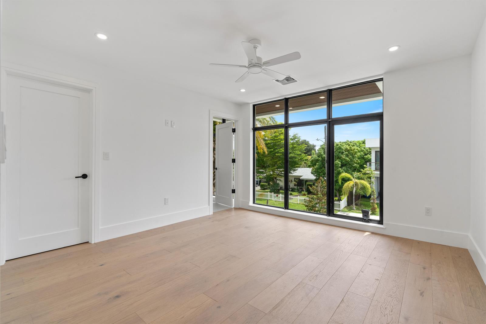 1131 NE 12th Avenue, Fort Lauderdale FL 33304 photo 4