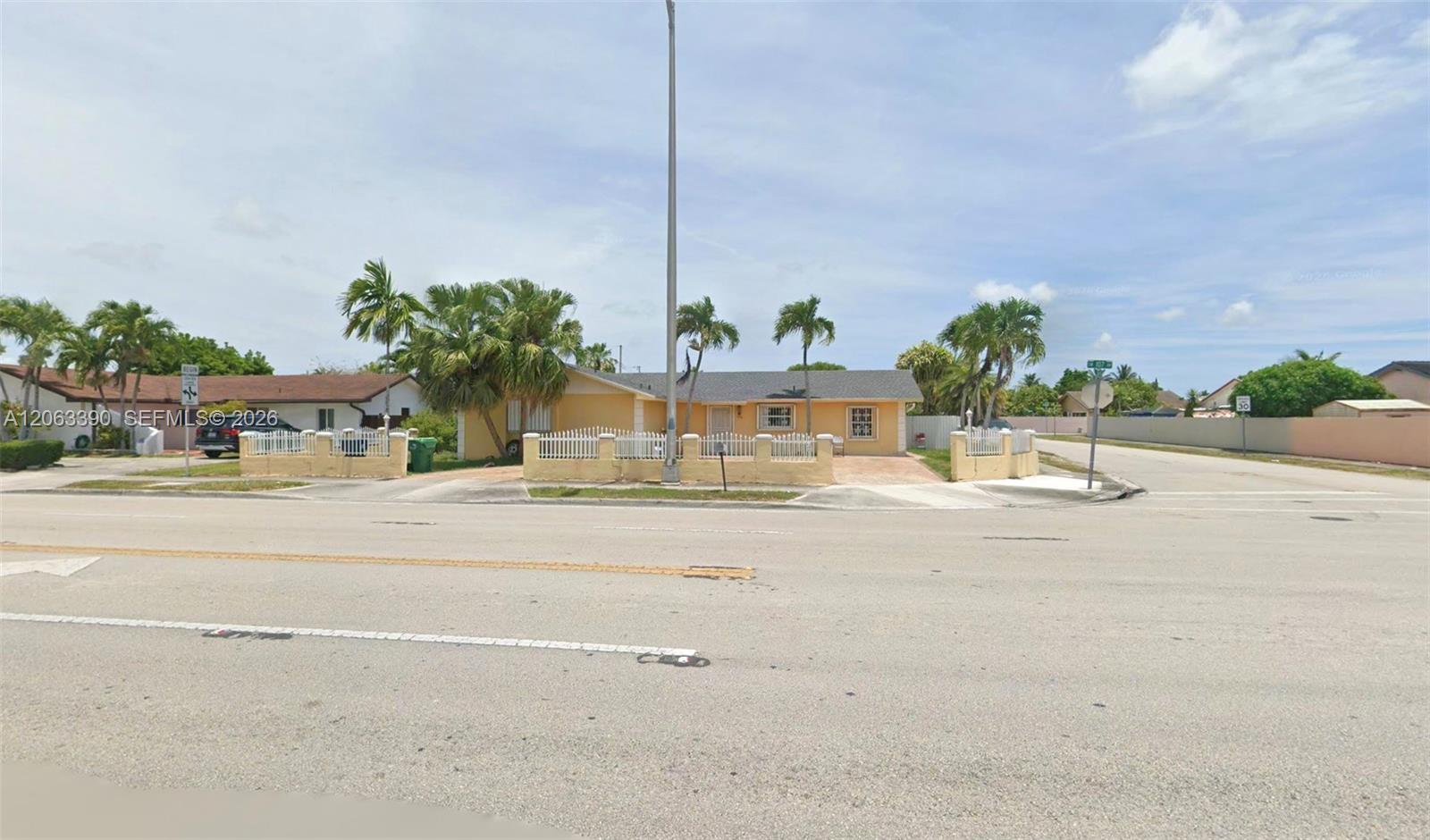 6535 SW 107th Ave, Miami FL 33173