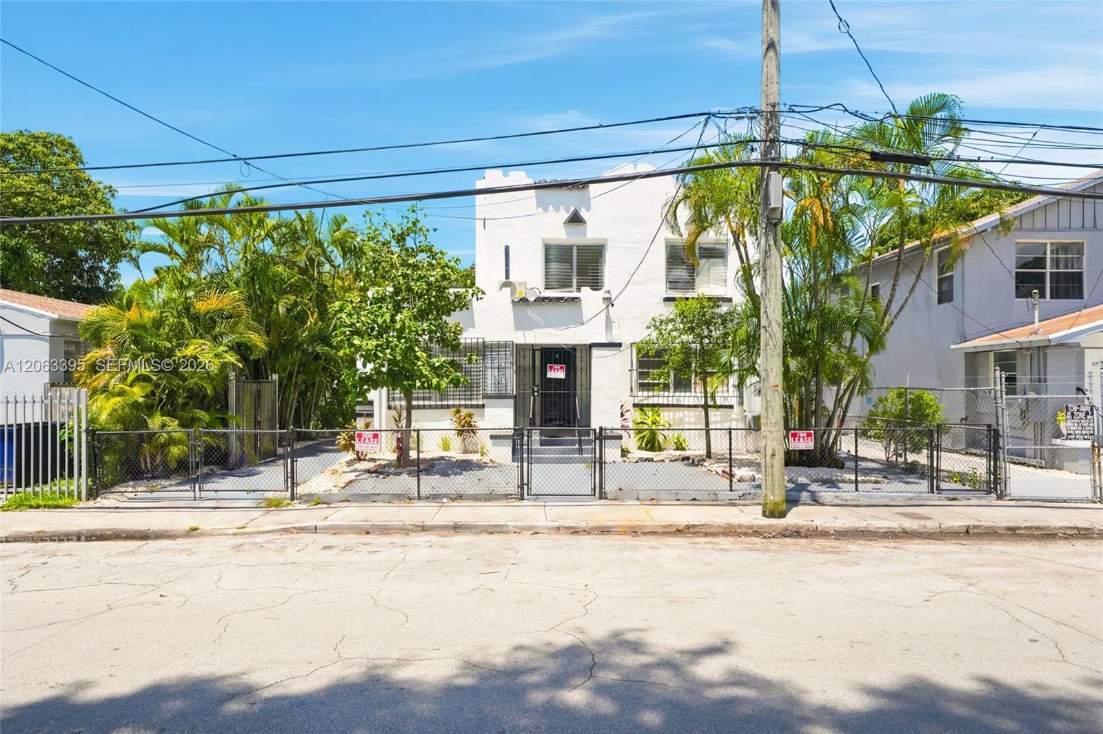 128 NW 9th Ave # 7, Miami FL 33128