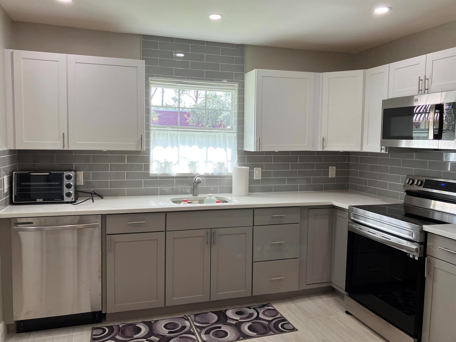 214 Down East Lane, Lake Worth FL 33467
