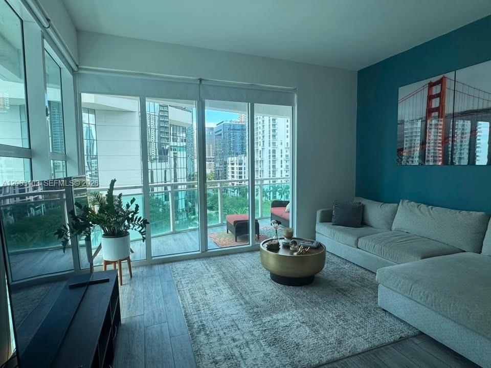 951 Brickell Ave # 910, Miami FL 33131