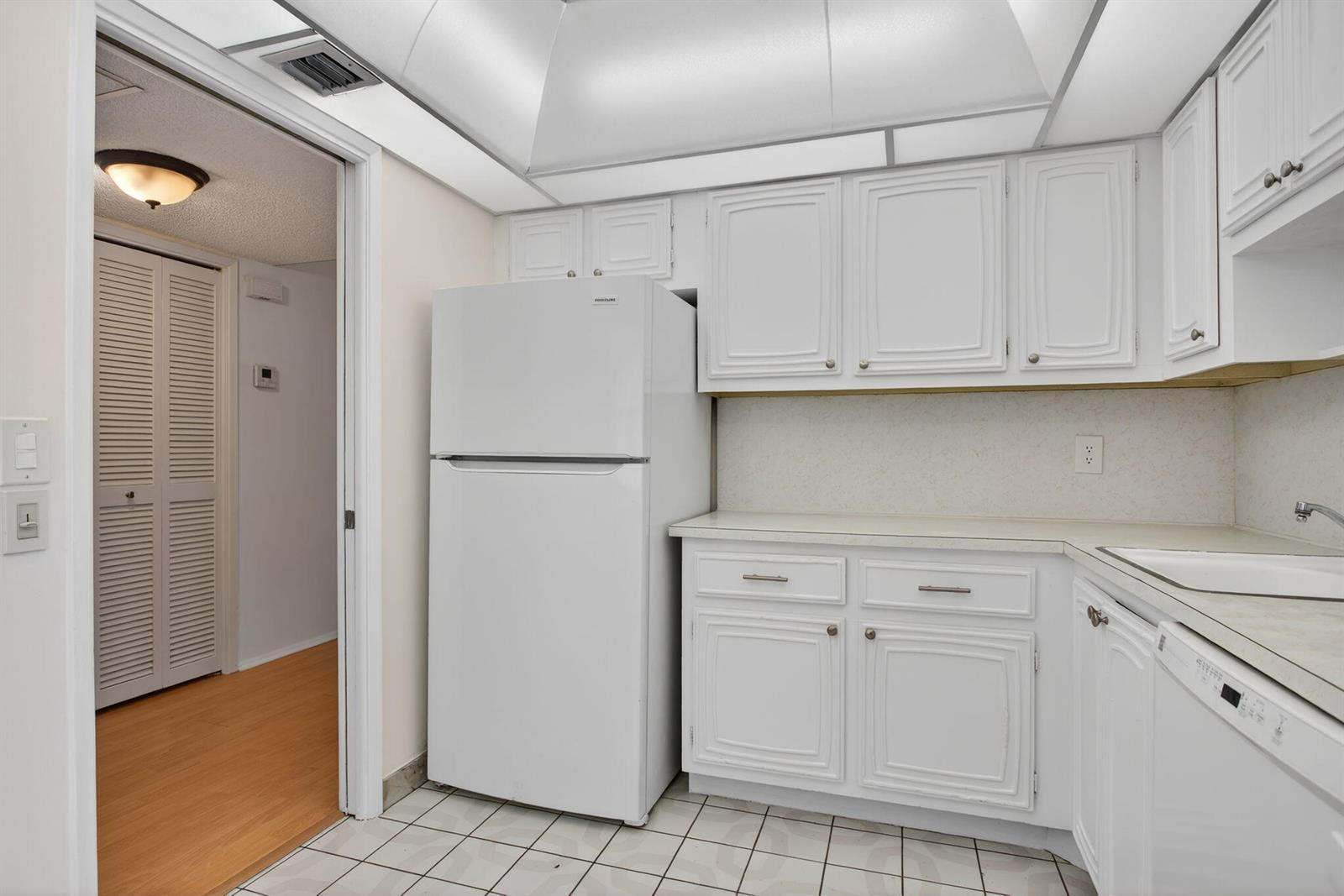 2651 S Palm Aire Drive # 302, Pompano Beach FL 33069 photo 5