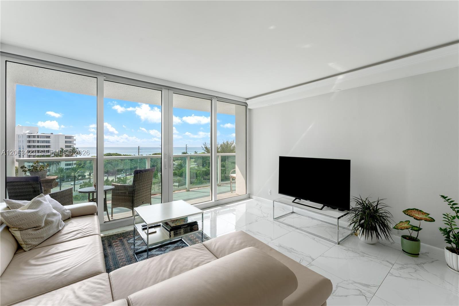 100 Bayview Dr # 709, Sunny Isles Beach FL 33160 photo 2