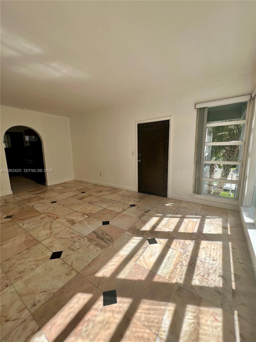 9350 E Bay Harbor Dr # 6, Bay Harbor Islands FL 33154 photo 2