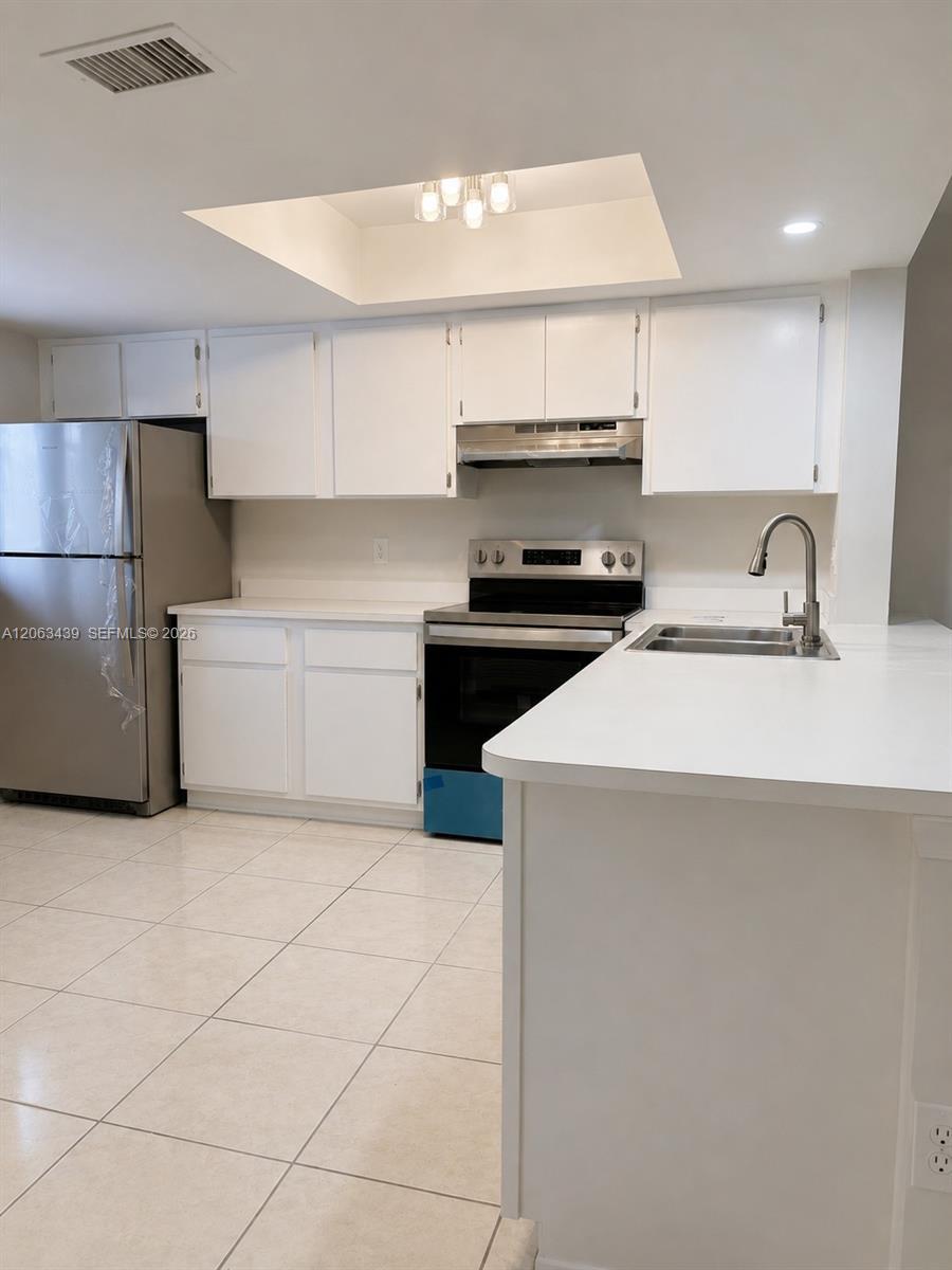 106 Palm Beach Trace Dr # 106, Royal Palm Beach FL 33411 photo 3