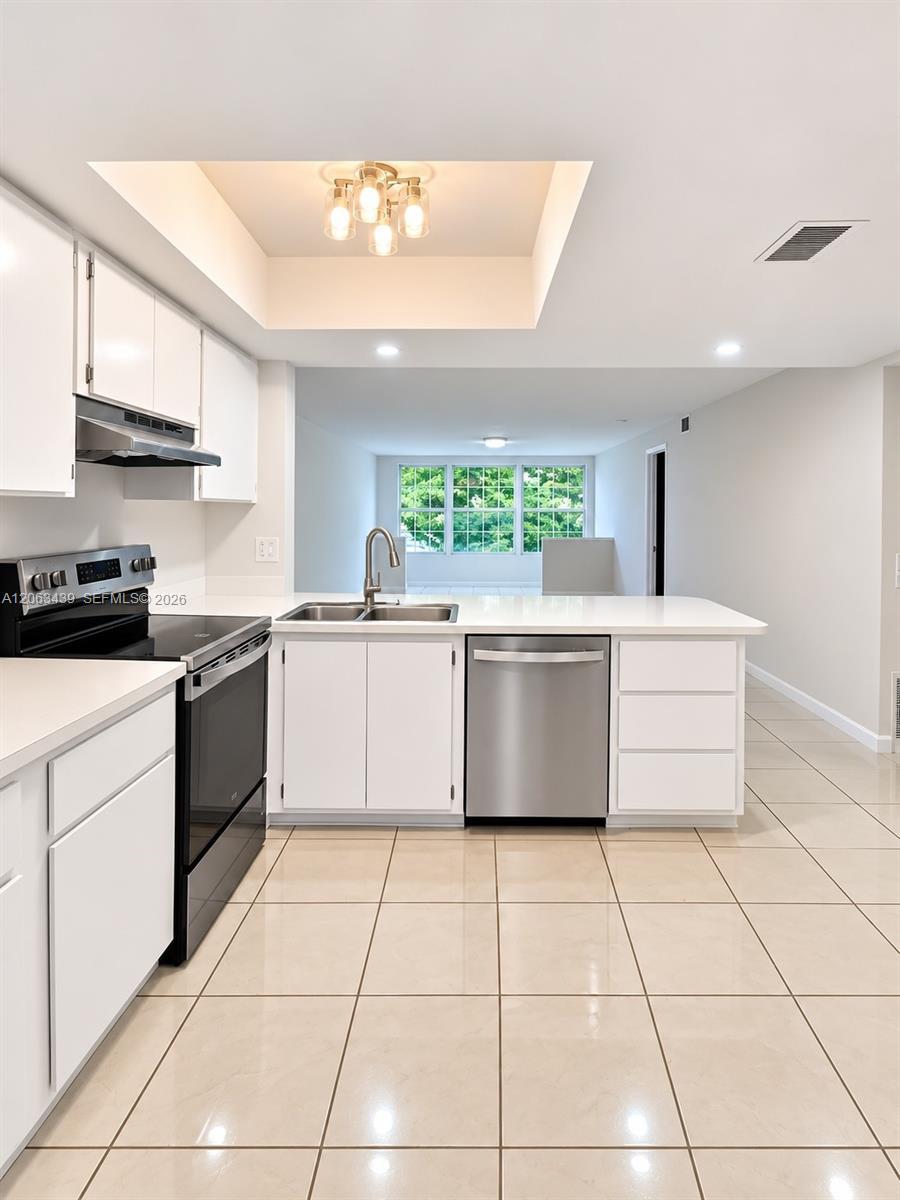 106 Palm Beach Trace Dr # 106, Royal Palm Beach FL 33411