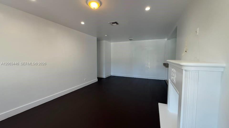 670 NE 166th St, Miami FL 33162 photo 4