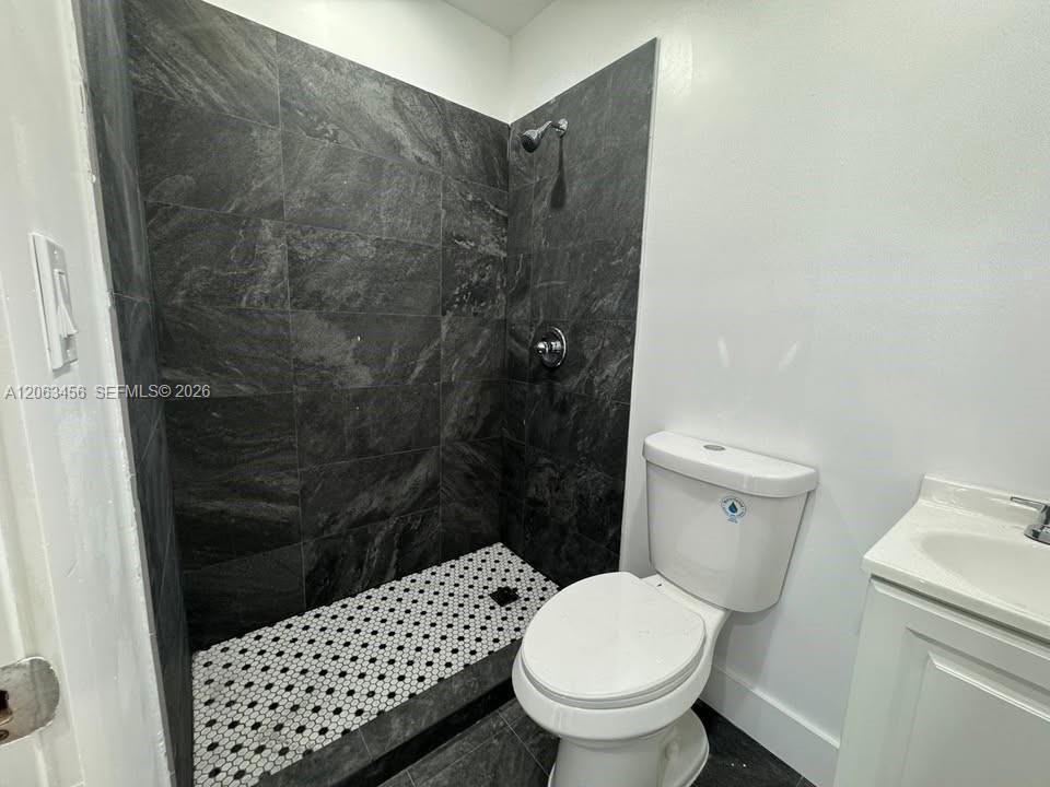 670 NE 166th St # 0, Miami FL 33162 photo 5