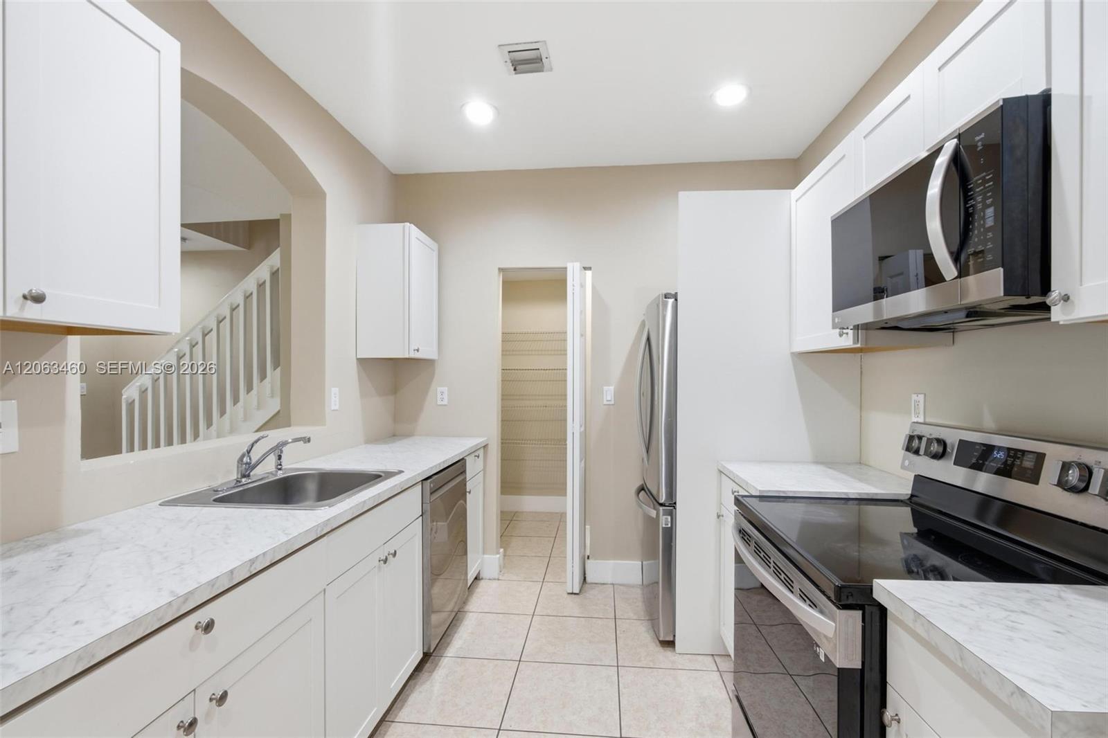 2247 NE 42nd Ave, Homestead FL 33033 photo 4